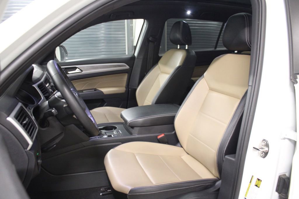 Used 2021 Volkswagen Atlas Cross Sport SE FWD image 5