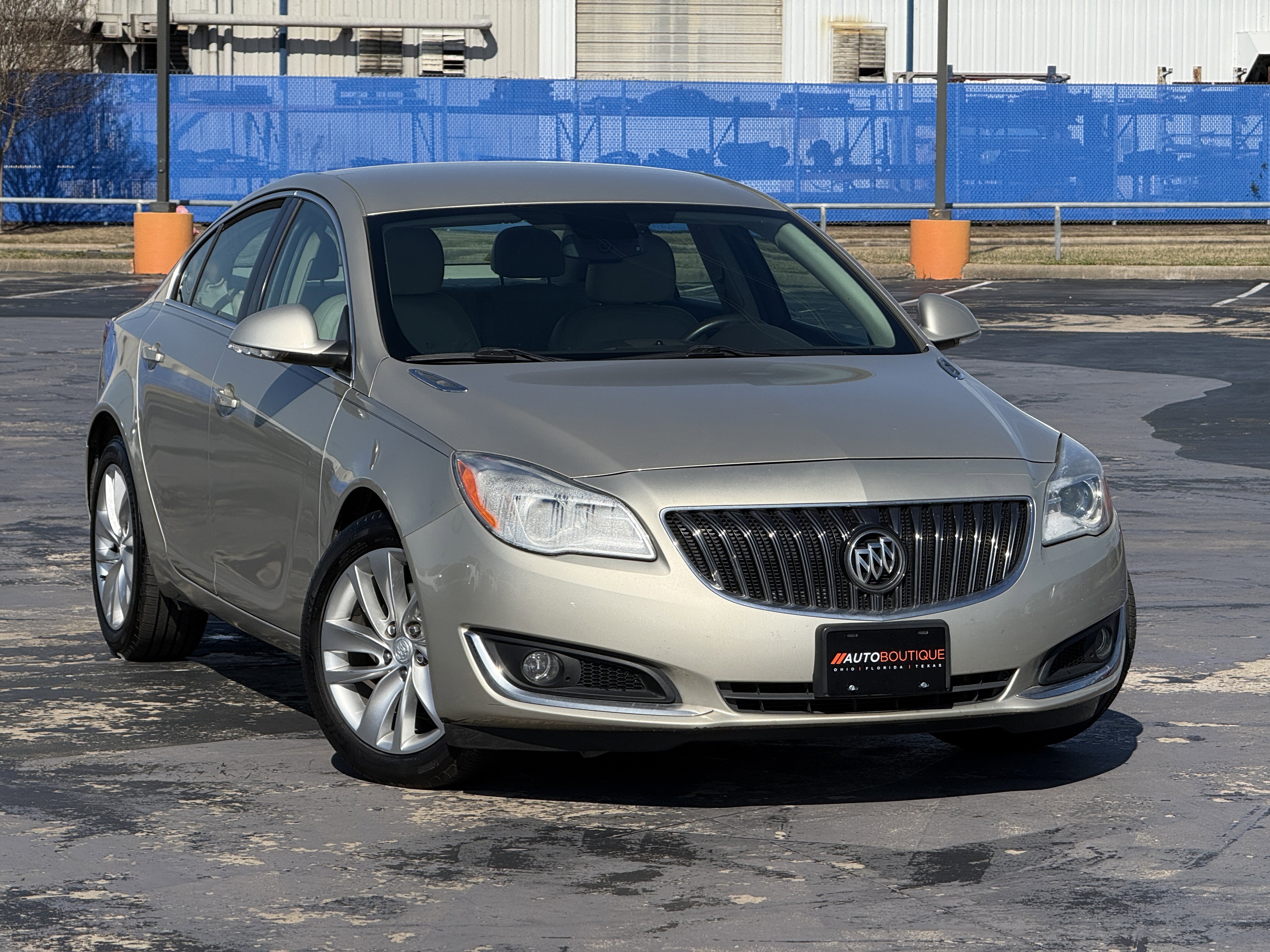 Used 2016 Buick Regal FWD image 3