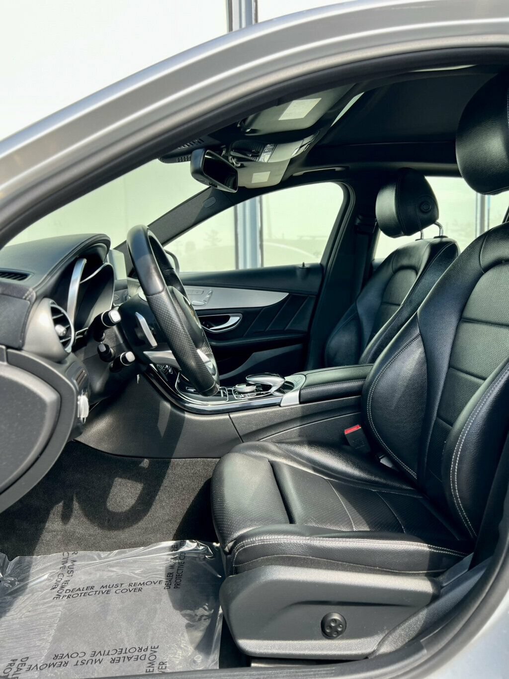 Used 2015 Mercedes-Benz C 300 4MATIC Sedan image 16