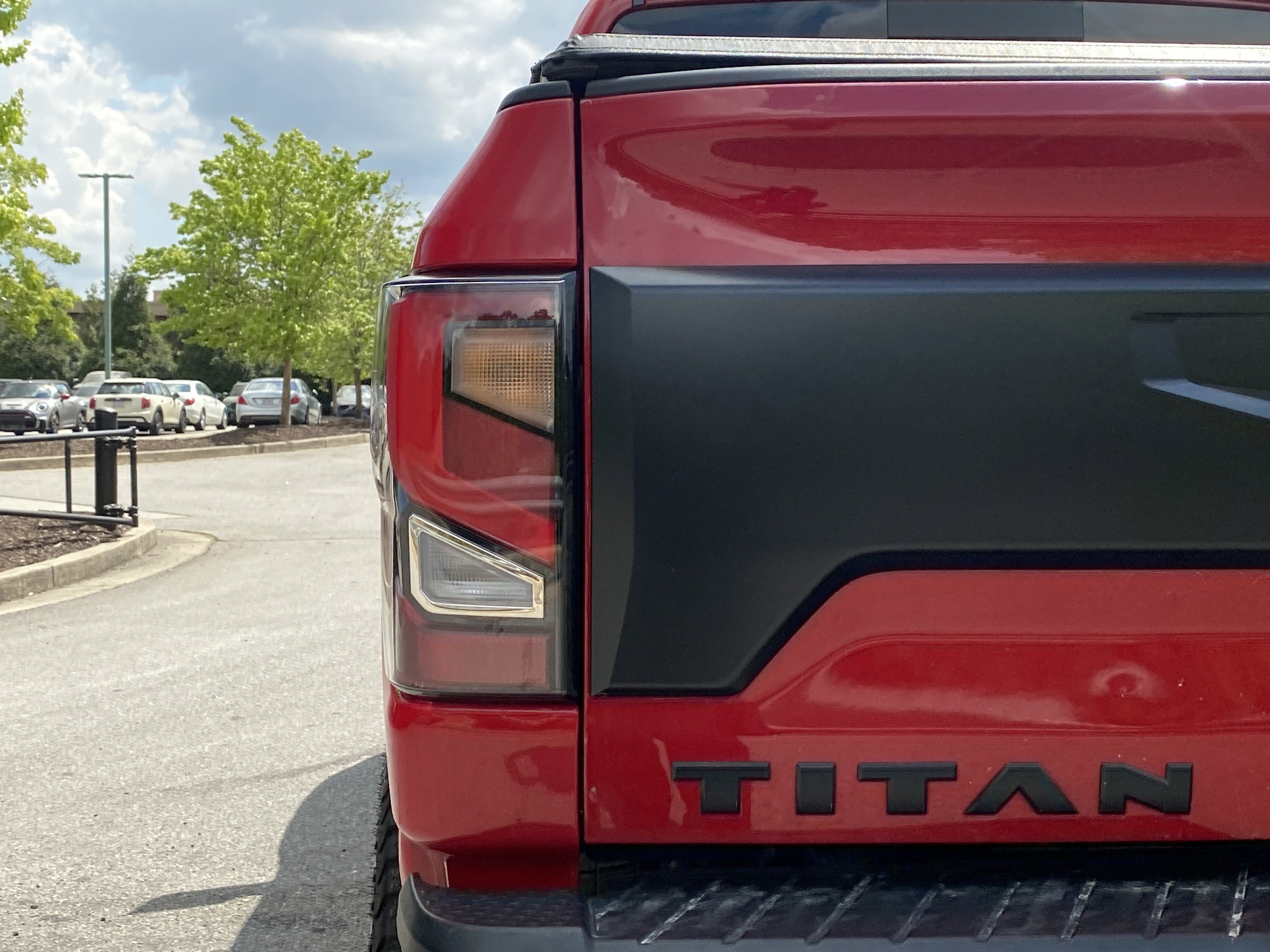 Used 2020 Nissan Titan PRO-4X image 44