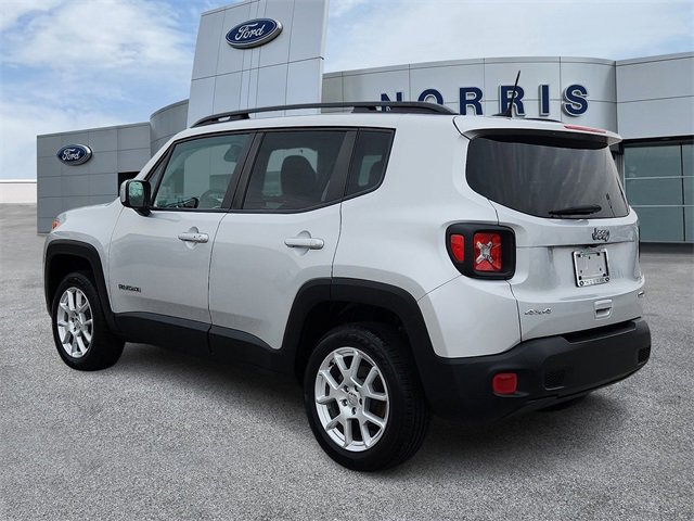 Used 2020 Jeep Renegade Latitude w/ Cold Weather Group image 3