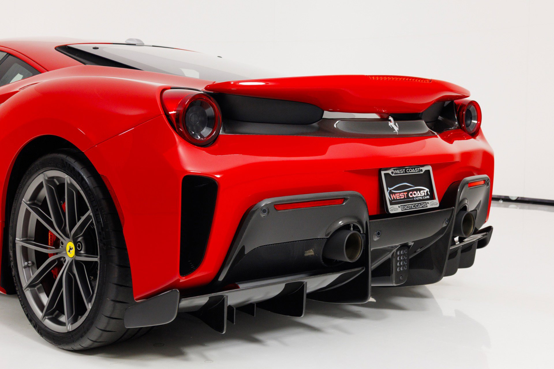 Used 2020 Ferrari 488 Pista Coupe image 75