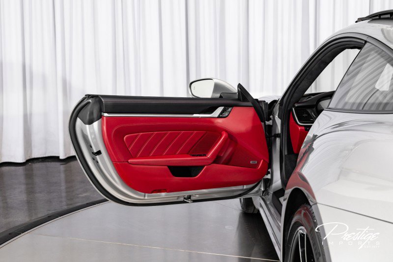 Used 2021 Porsche 911 Turbo S image 27