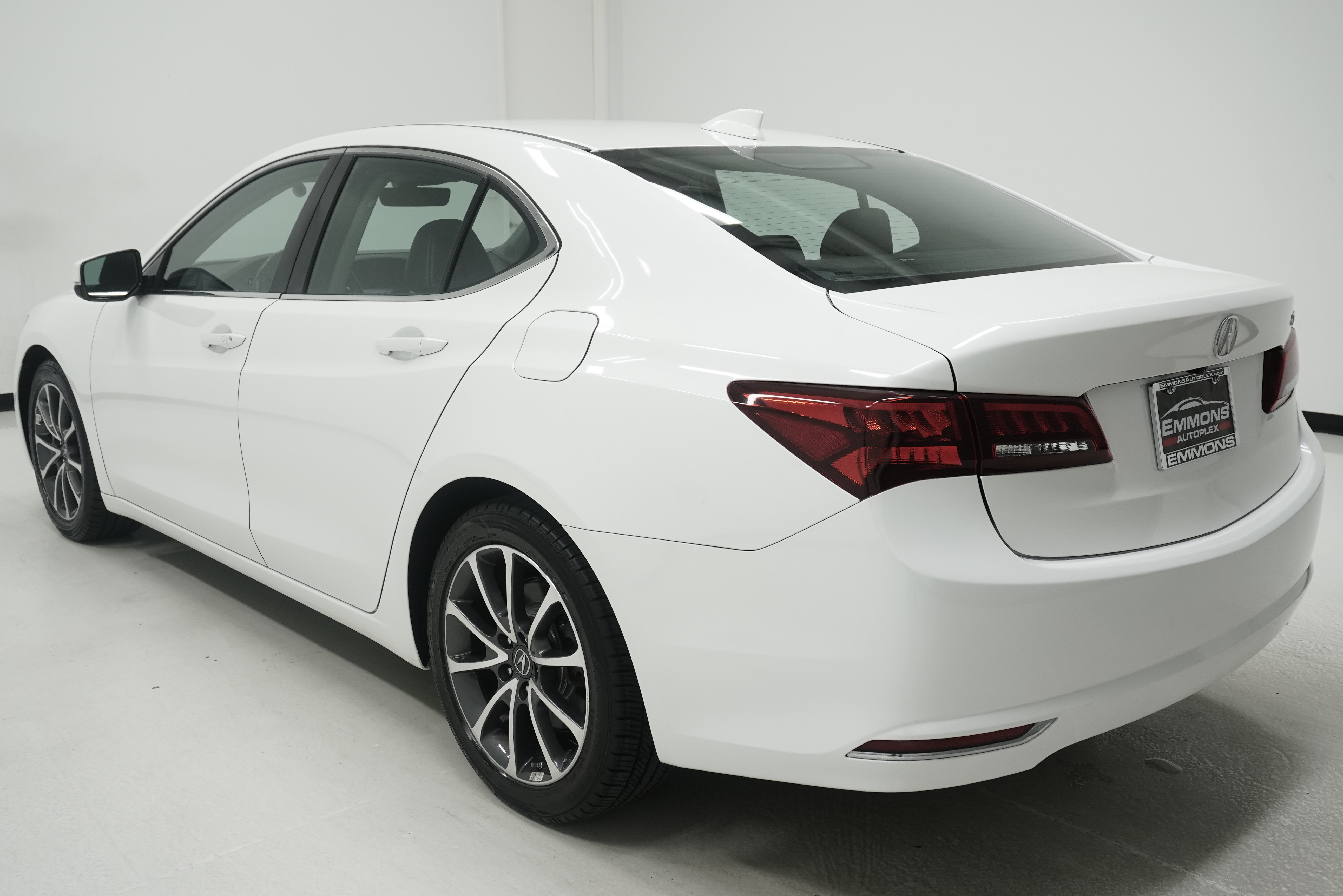 Used 2017 Acura TLX V6 w/ Technology Package FWD image 6