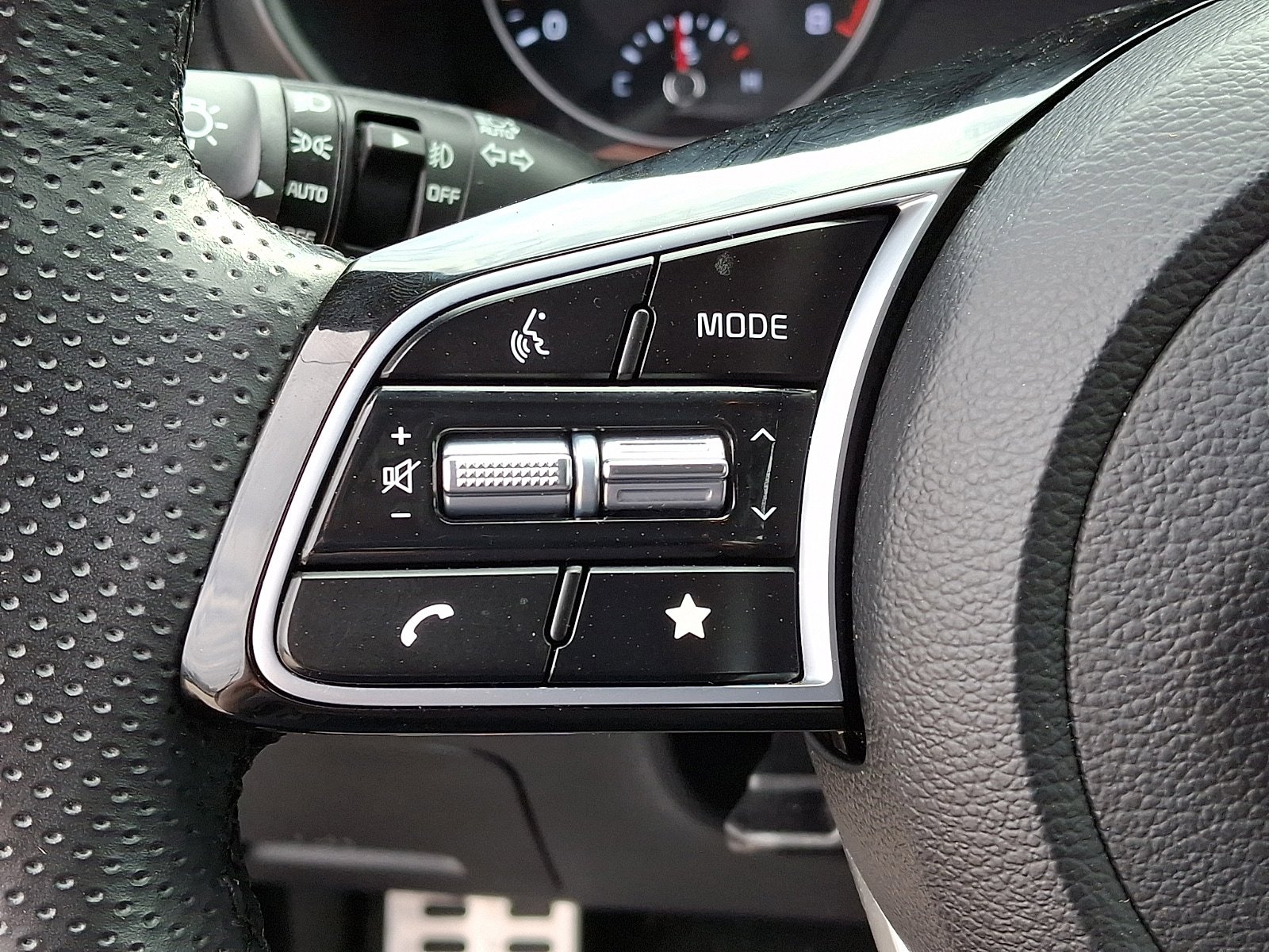 Used 2023 Kia Forte GT-Line image 21