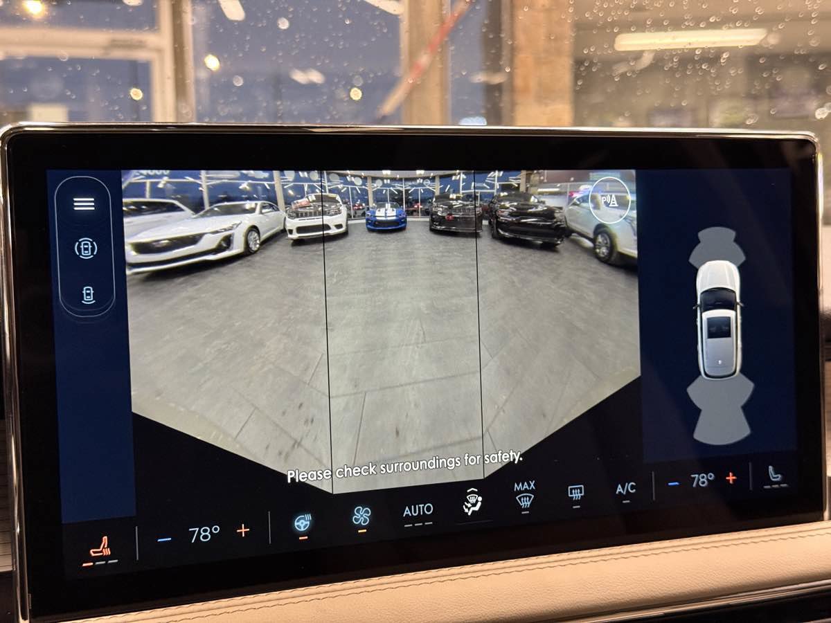 Used 2025 Lincoln Corsair AWD w/ Equipment Group 101A image 53