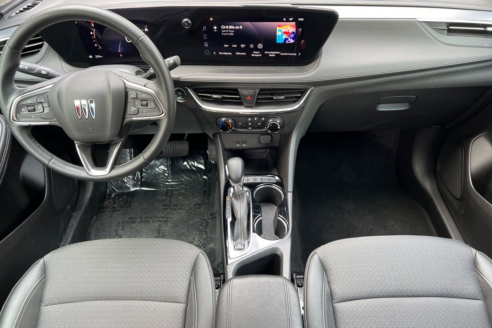 Used 2025 Buick Encore GX Preferred AWD/4WD image 18
