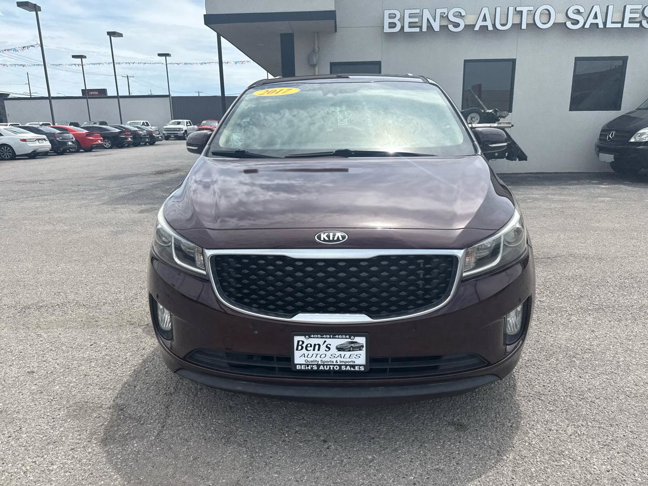 Used 2017 Kia Sedona EX FWD image 3