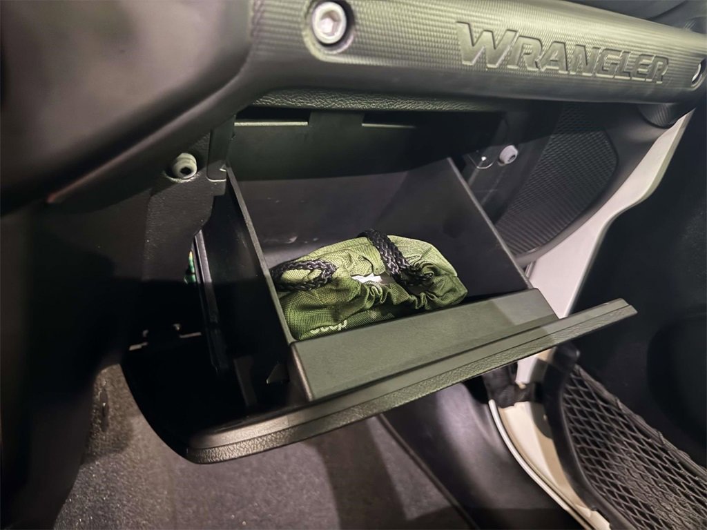 Used 2021 Jeep Wrangler Unlimited Sport image 29