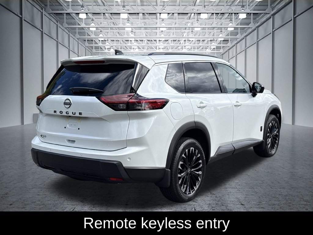 Certified 2026 Nissan Rogue Dark Armor FWD image 7