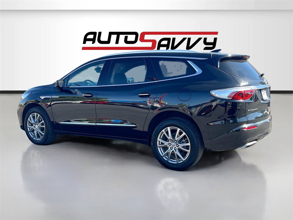 Used 2023 Buick Enclave Premium w/ Experience Buick Package image 5