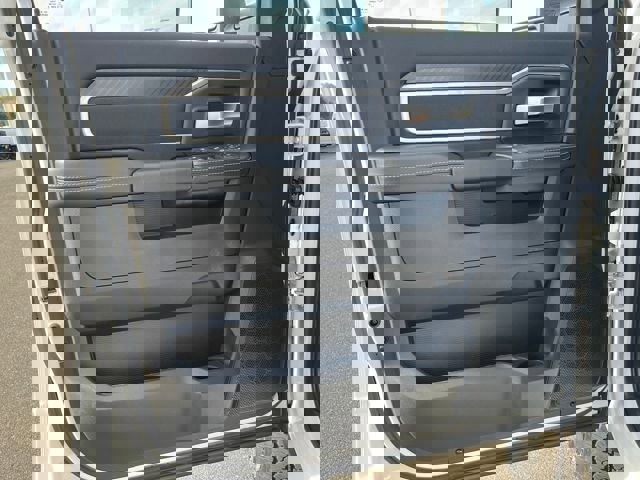 New 2026 RAM 2500 Big Horn AWD/4WD image 16