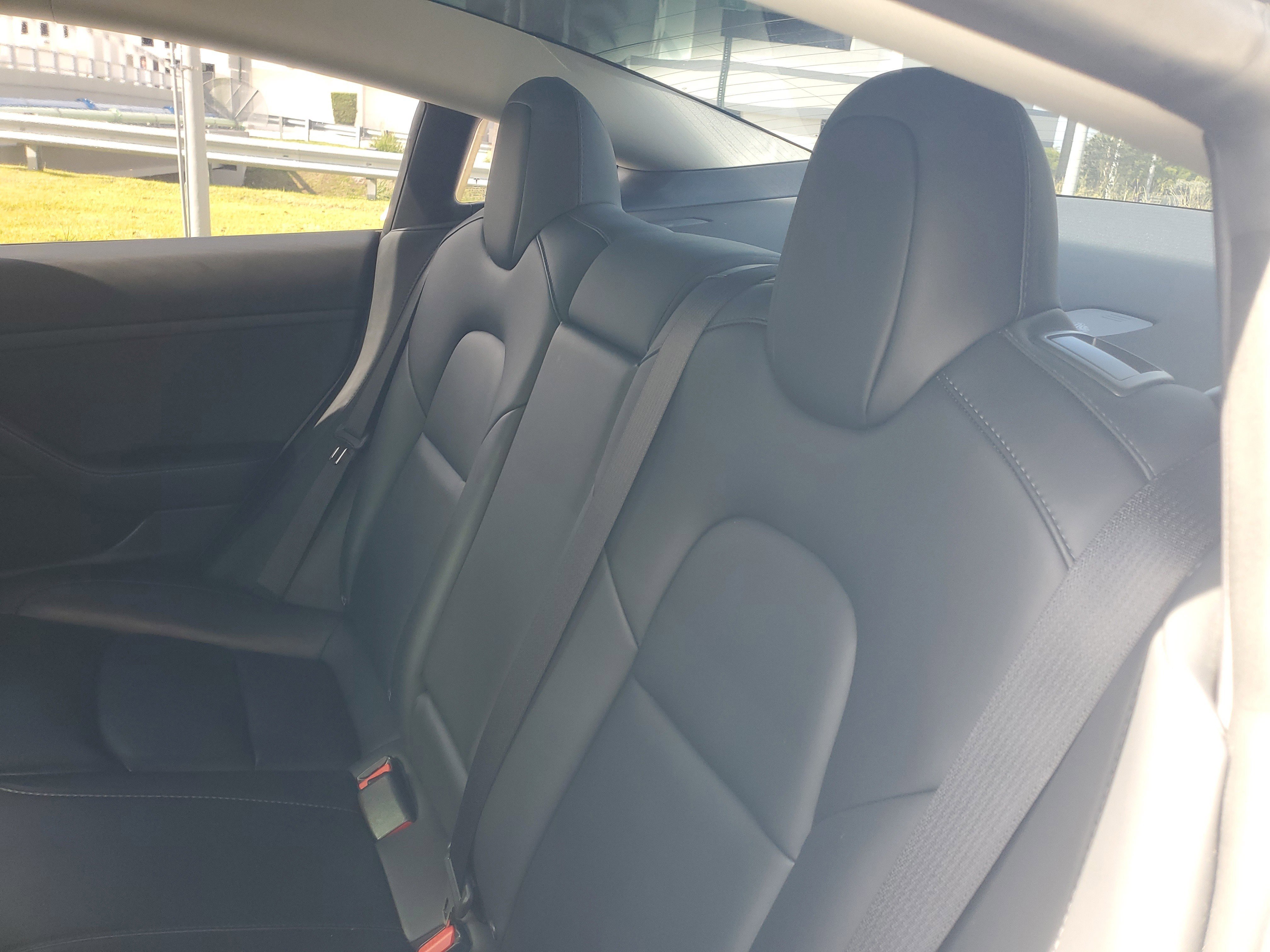 Used 2023 Tesla Model 3 Standard Range image 13