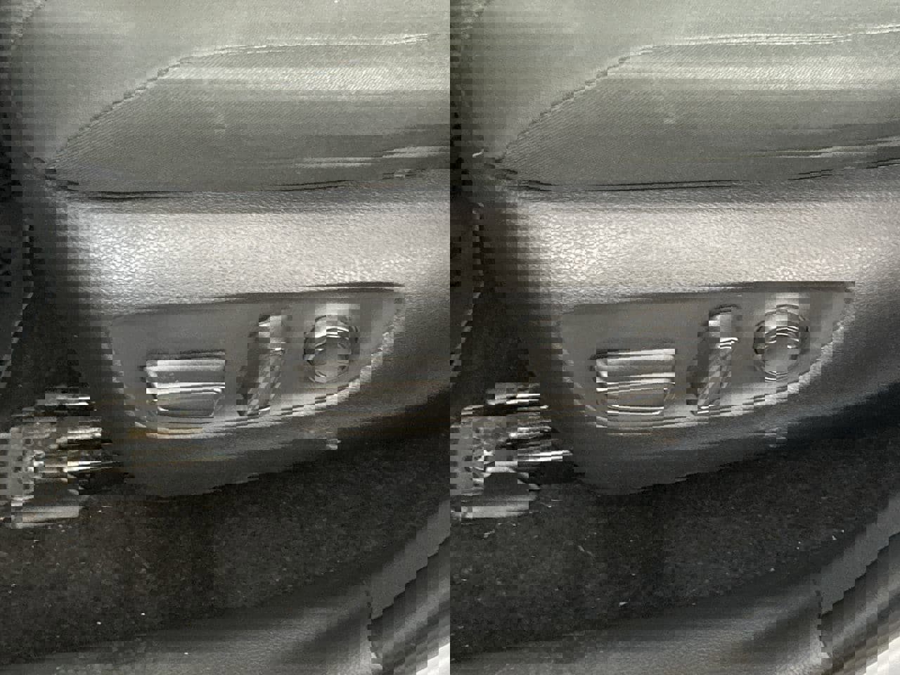 Used 2024 Toyota RAV4 XLE image 19