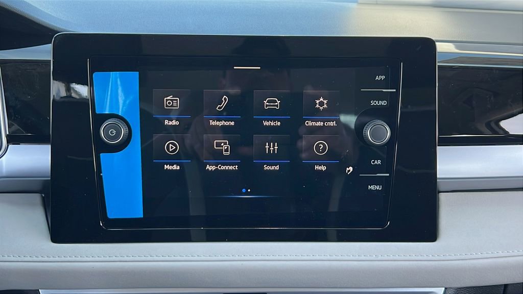 New 2026 Volkswagen Taos SE image 20