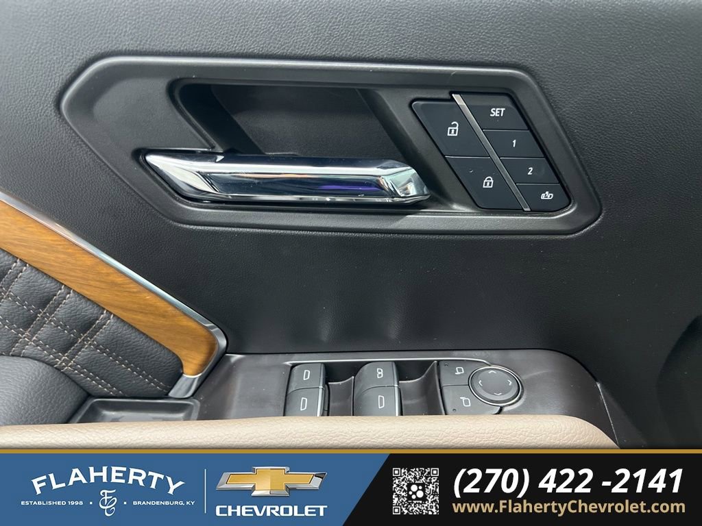 Used 2024 GMC Canyon Denali image 20