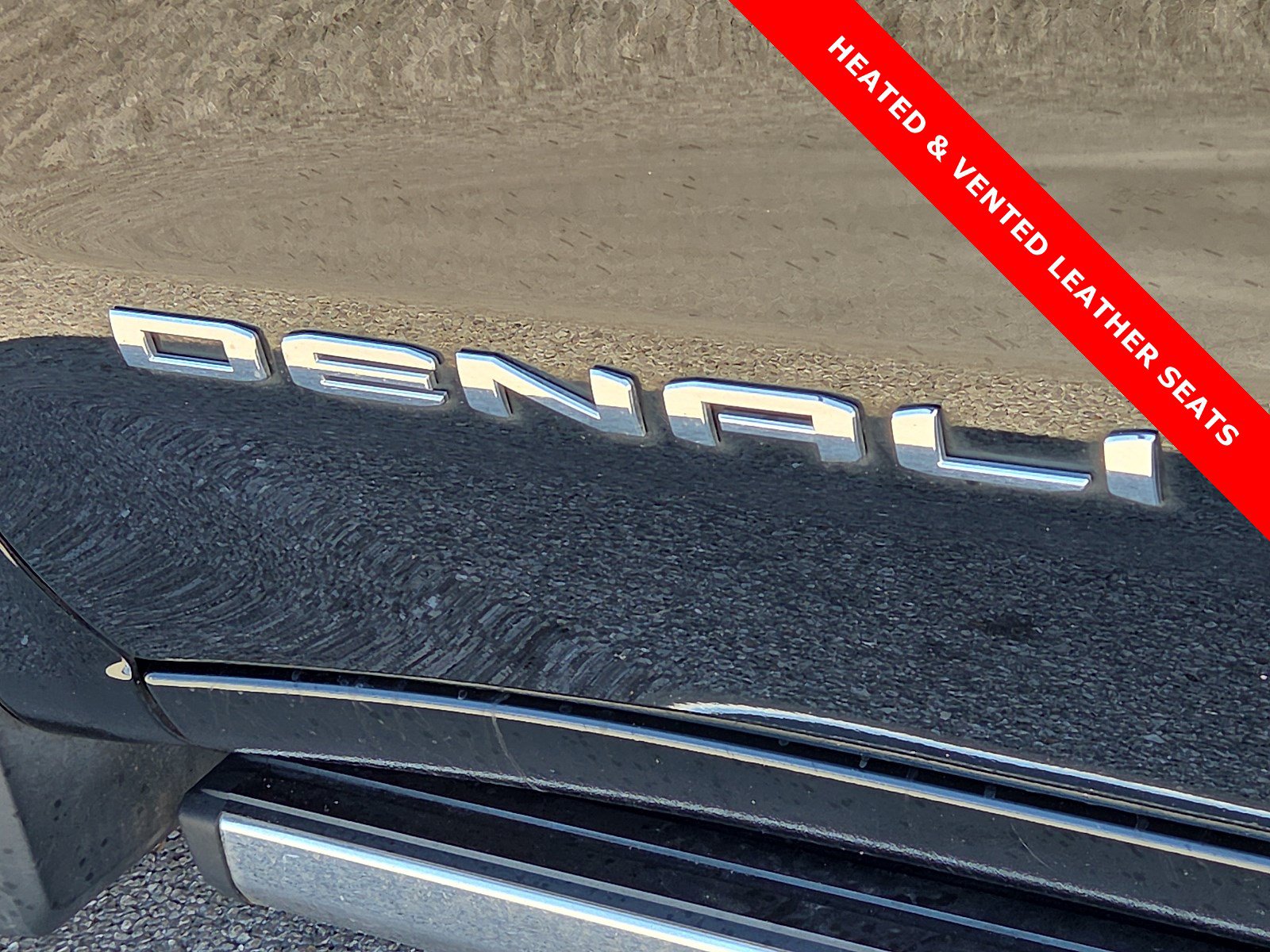 Used 2023 GMC Sierra 1500 Denali w/ Denali Reserve Package AWD/4WD image 8