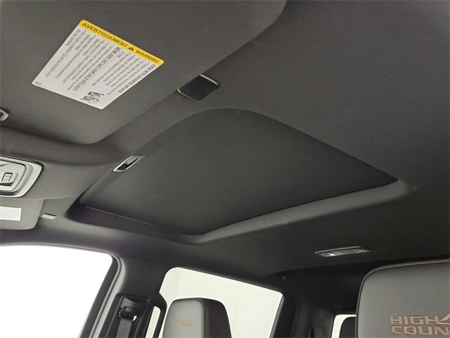 Used 2024 Chevrolet Silverado 1500 High Country w/ High Country Premium Package image 20