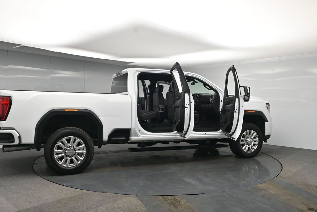 Used 2023 GMC Sierra 3500 AT4 image 55