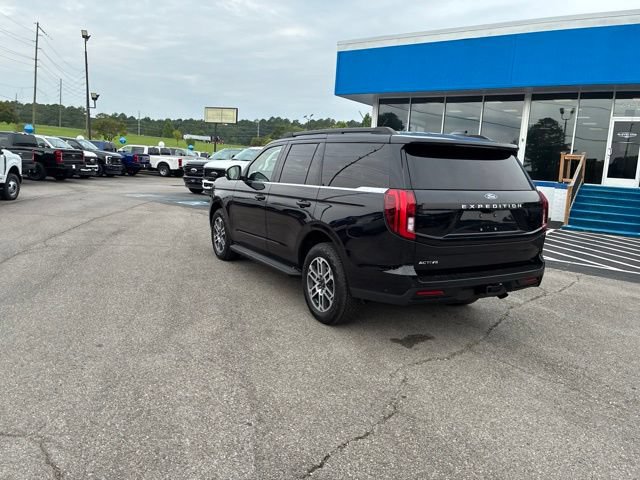 Used 2025 Ford Expedition Active AWD/4WD image 24
