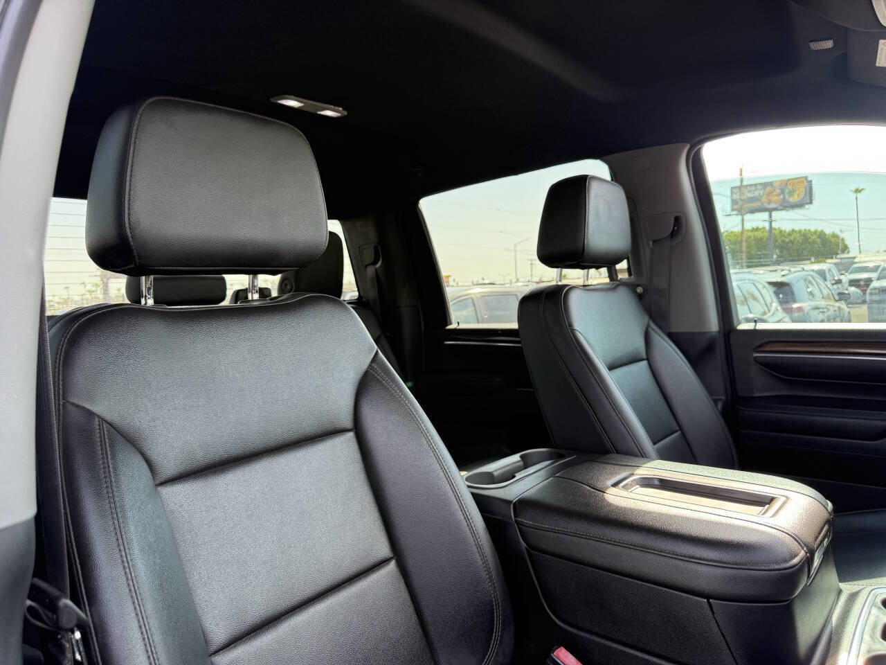 Used 2024 Chevrolet Silverado 2500 LT image 25