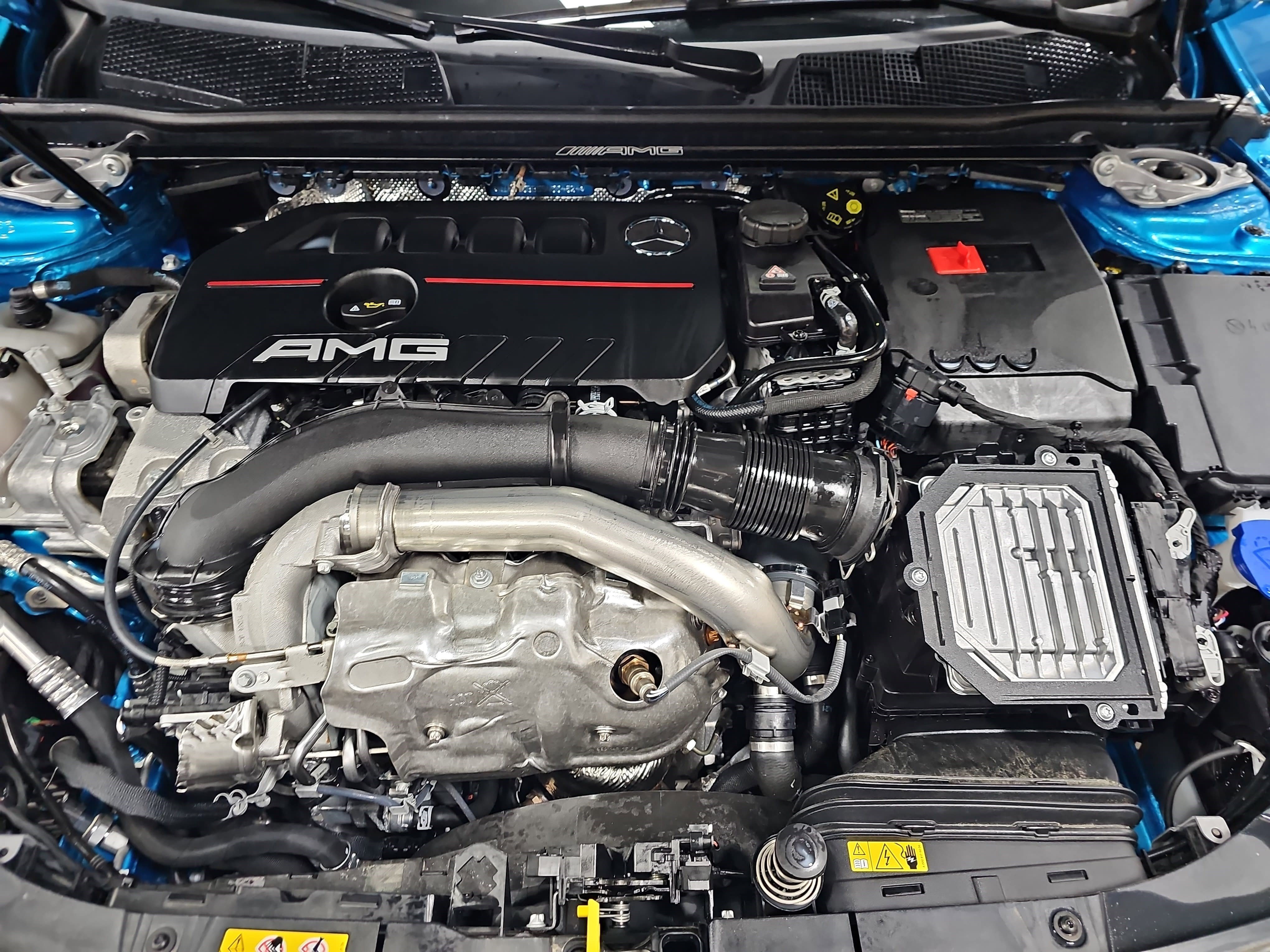 Used 2025 Mercedes-Benz CLA 35 AMG 4MATIC image 34