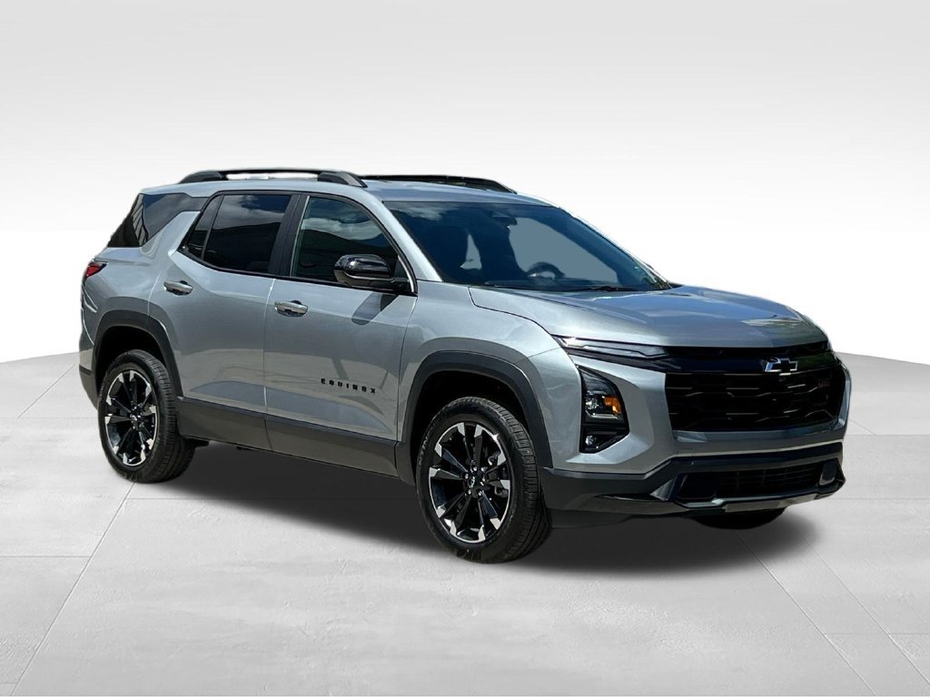 New 2026 Chevrolet Equinox RS w/ Safety and Technology Package FWD image 3