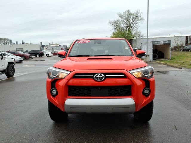 Certified 2024 Toyota 4Runner TRD Off-Road Premium w/ Off Road Premium Plus Package AWD/4WD image 2