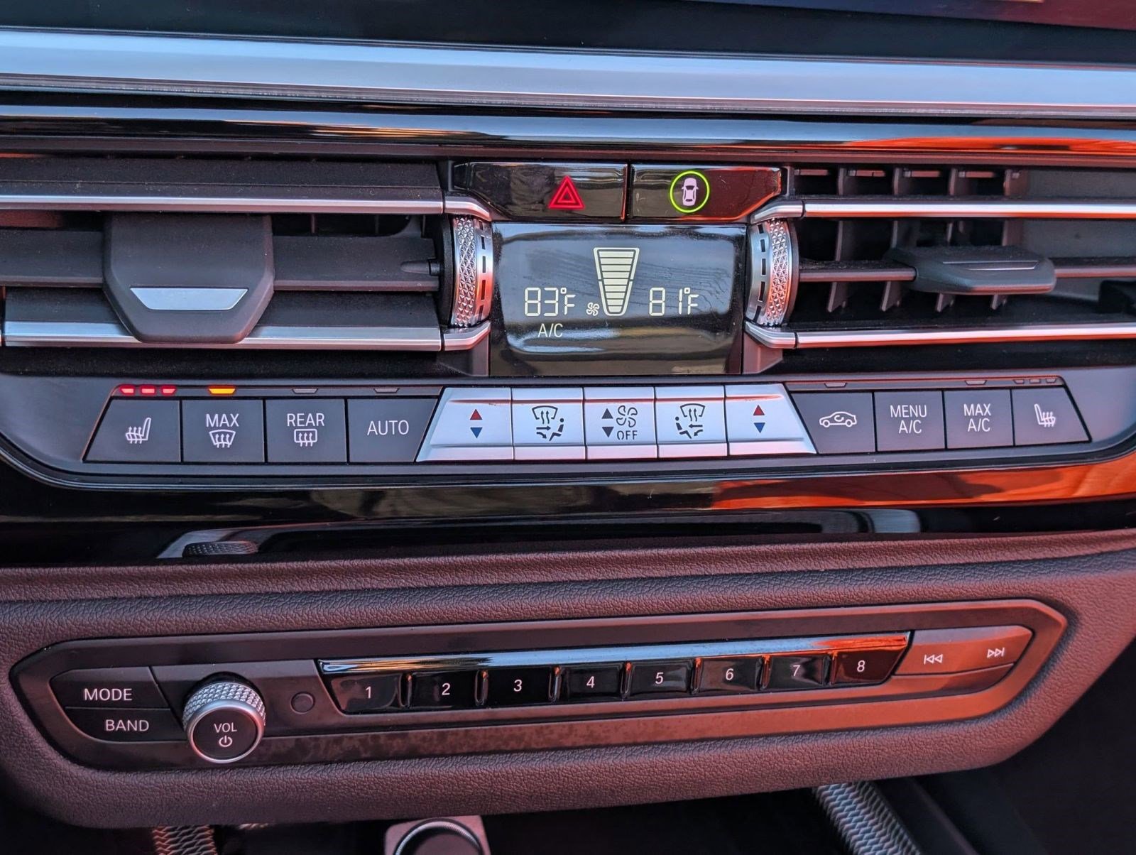 Used 2022 BMW Z4 M40i w/ Premium Package image 25