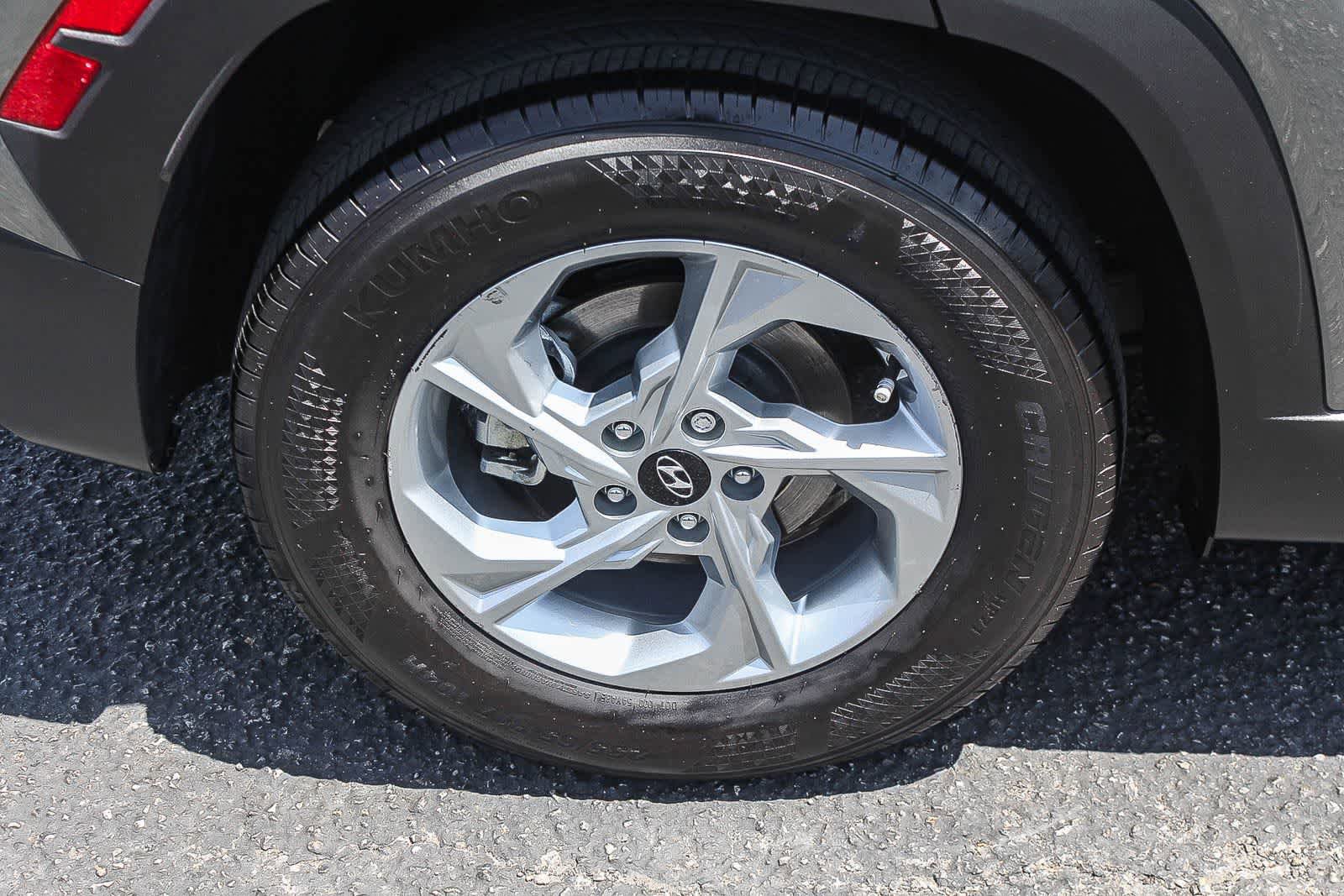 Certified 2023 Hyundai Tucson SEL FWD image 12