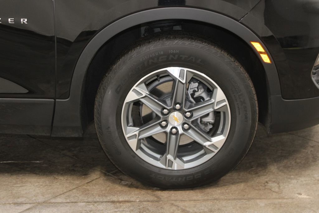 Used 2025 Chevrolet Blazer LT image 50