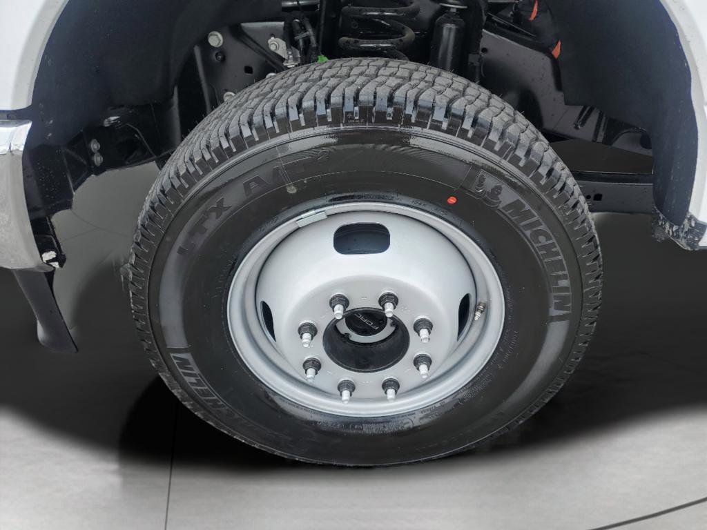 New 2025 Ford F350 XL w/ XL Chrome Package AWD/4WD image 17