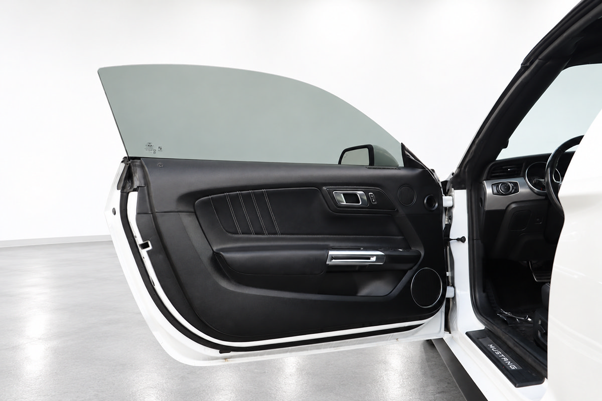 Used 2023 Ford Mustang Premium RWD image 25