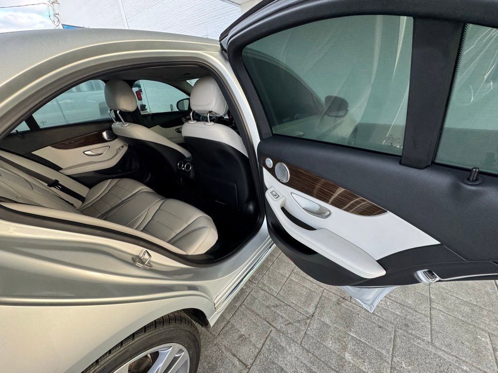 Used 2018 Mercedes-Benz C 300 Sedan image 22