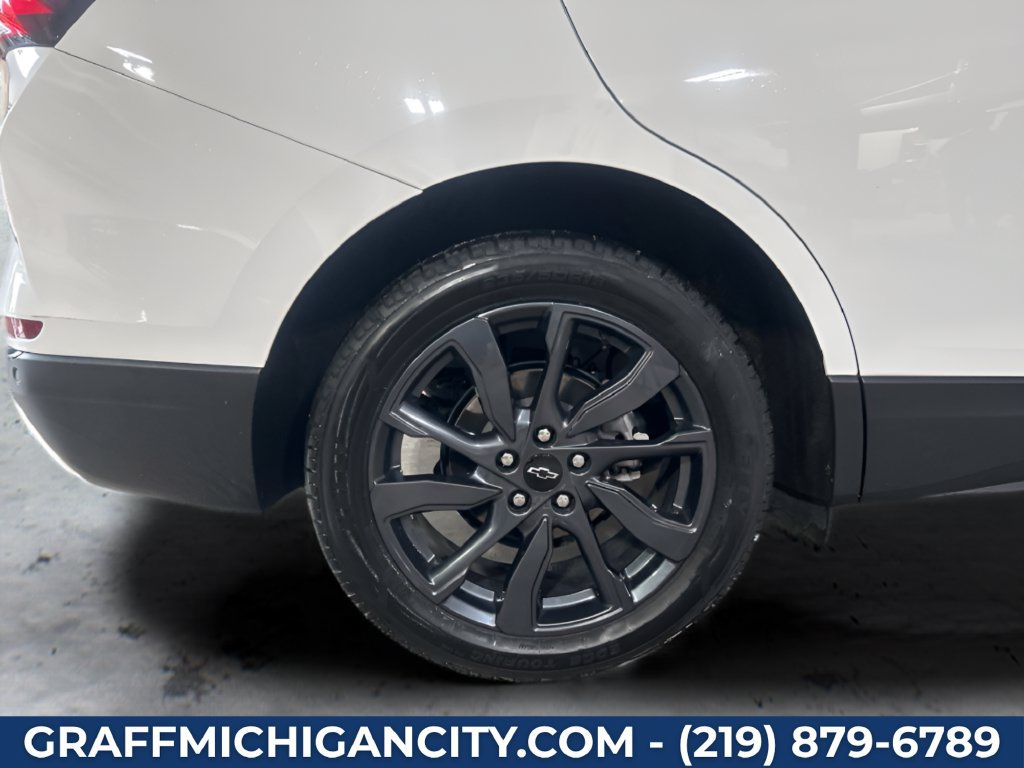 Used 2024 Chevrolet Equinox RS w/ RS Leather Package AWD/4WD image 11