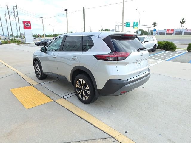 Used 2023 Nissan Rogue SV image 6