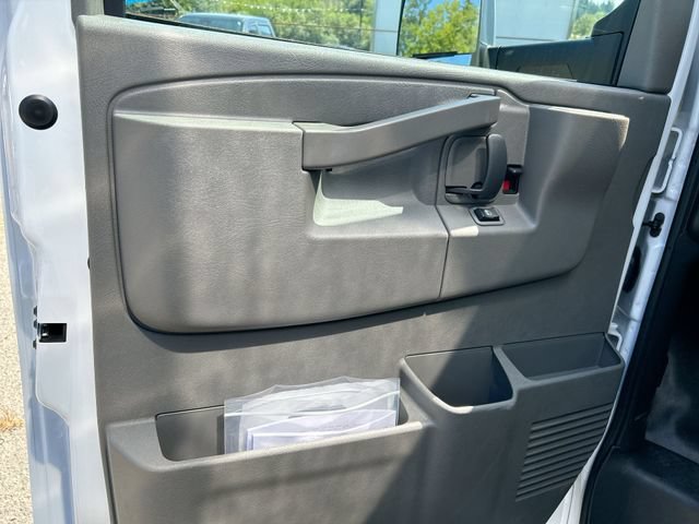 New 2026 Chevrolet Express 3500 w/ Power Convenience Package RWD image 19
