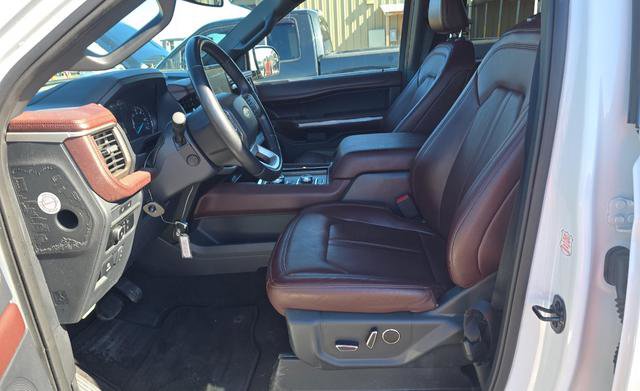 Used 2024 Ford Expedition Max Limited image 8