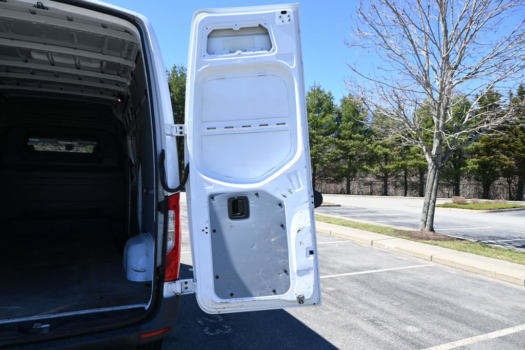 Used 2023 Mercedes-Benz Sprinter 144 Cargo image 31