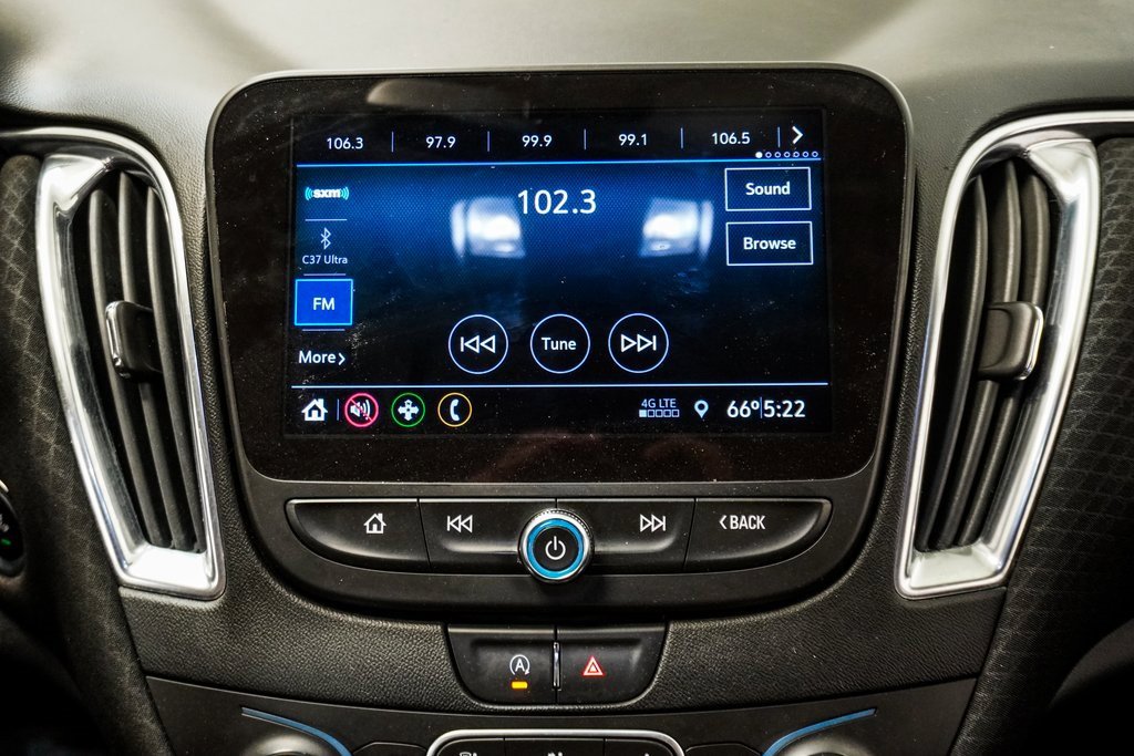 Used 2020 Chevrolet Malibu LT image 23