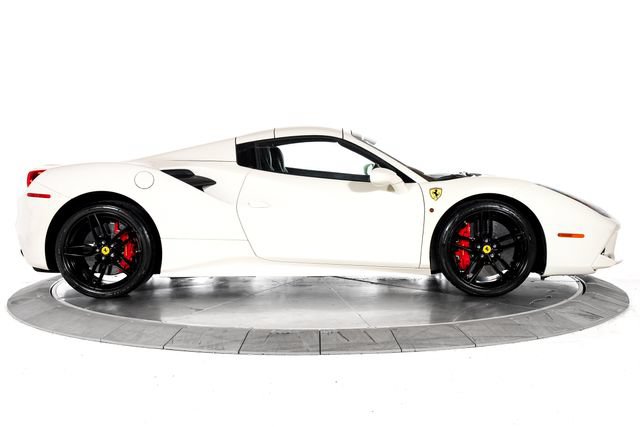 Used 2016 Ferrari 488 Spider RWD image 13