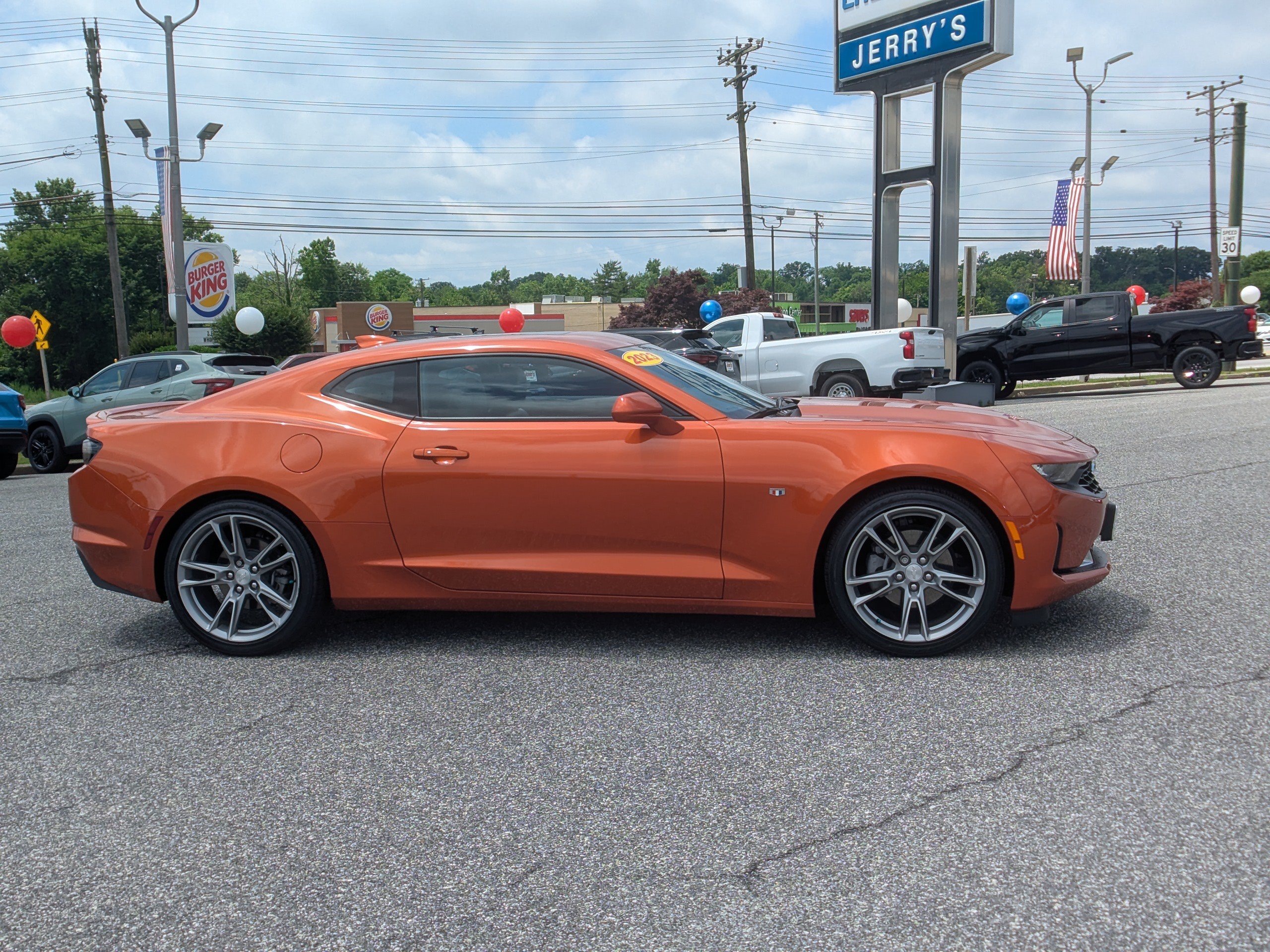 Used 2022 Chevrolet Camaro LT w/ RS Package RWD image 10
