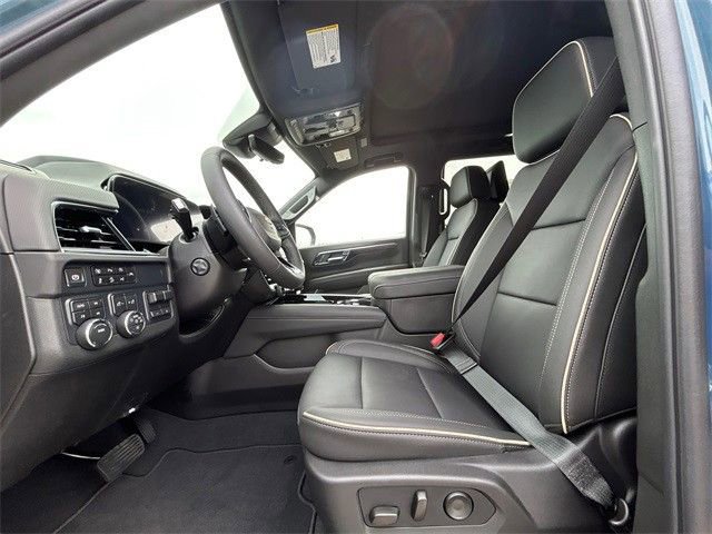 New 2025 Chevrolet Tahoe Premier AWD/4WD image 11
