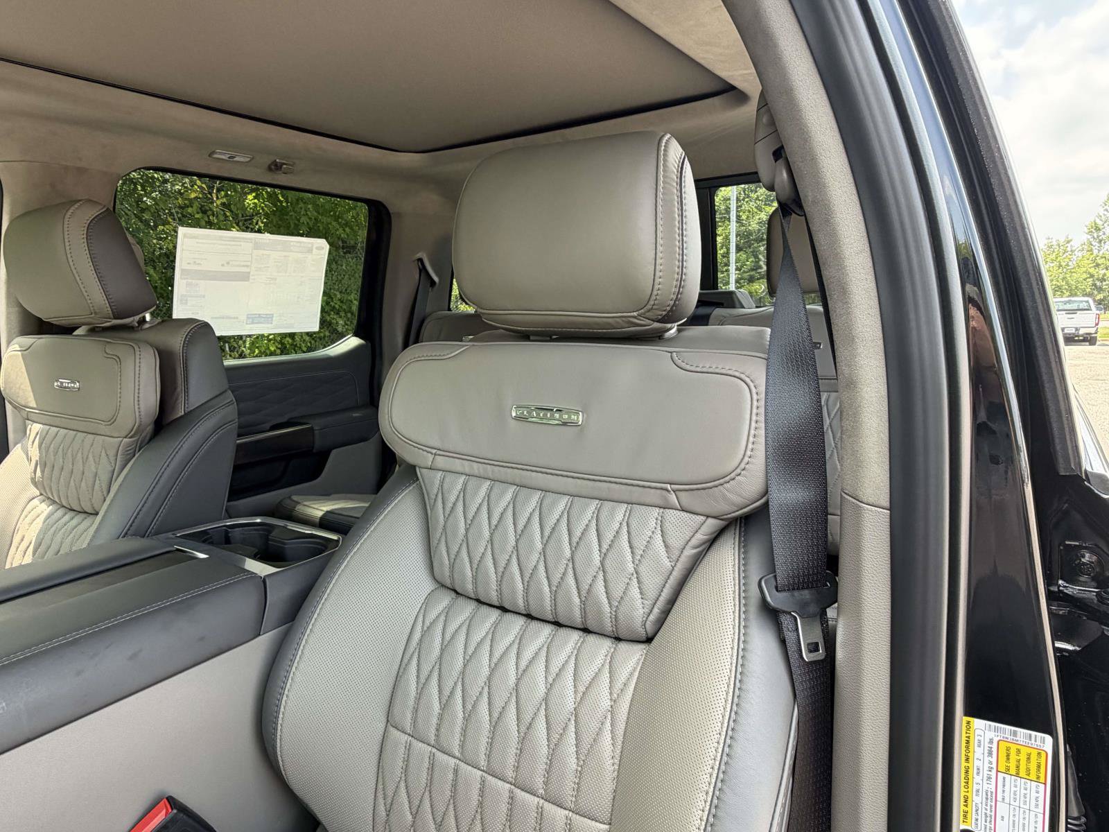 New 2026 Ford F350 Platinum w/ Platinum Plus Package AWD/4WD image 23