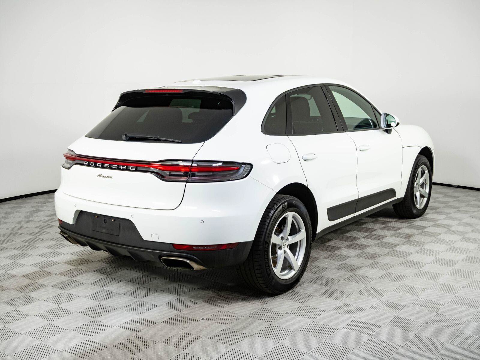 Used 2021 Porsche Macan AWD/4WD image 27
