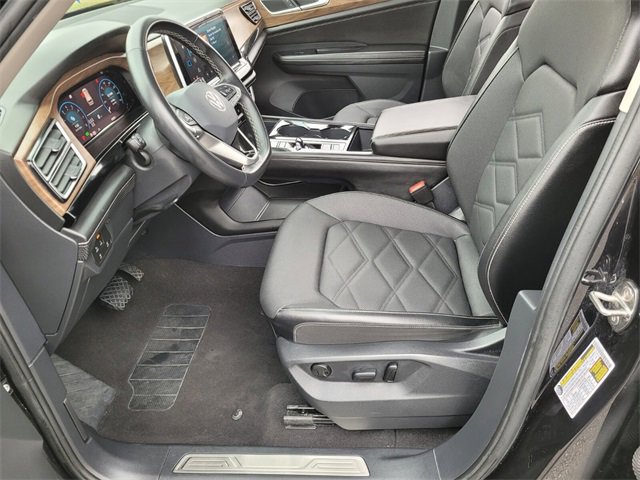 Used 2024 Volkswagen Atlas SE image 10