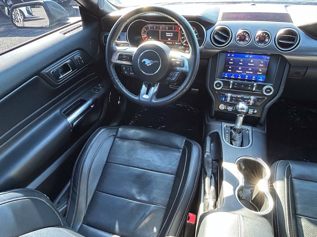 Used 2021 Ford Mustang GT Premium w/ GT Performance Package RWD image 9