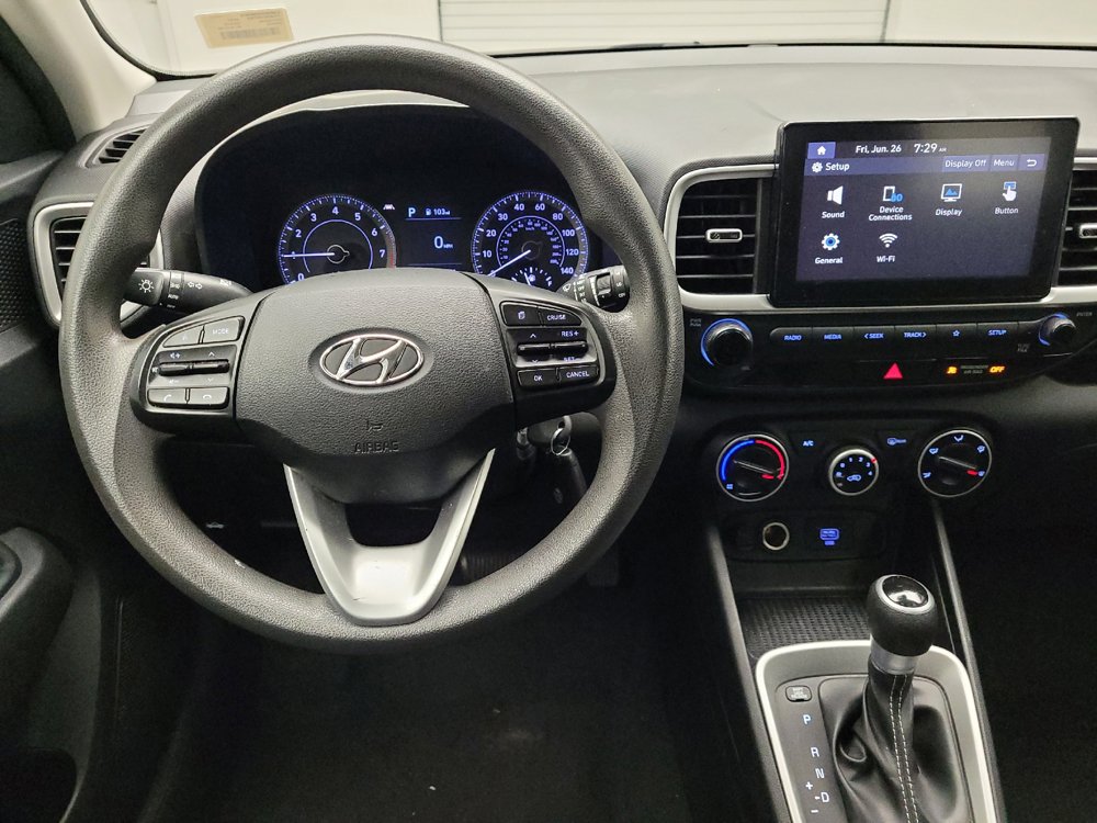 Used 2021 Hyundai Venue SE FWD image 22
