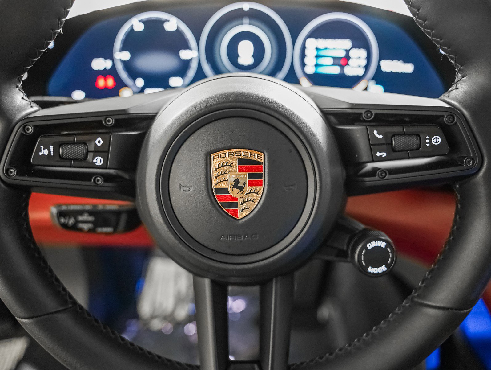 Used 2021 Porsche Taycan 4S image 16