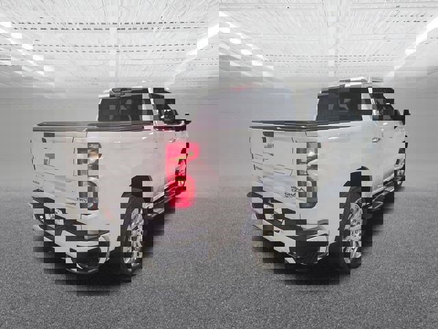 Used 2021 Chevrolet Silverado 1500 High Country w/ Technology Package image 6